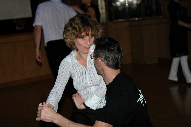 min 2006 12 25 agora 180
